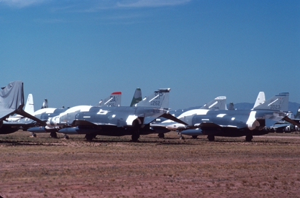 https://www.angelfire.com/dc/jinxx1/Phantoms/F-4G_69-7262__52nd_TFW___AMARC__Aug_92___1a.jpg