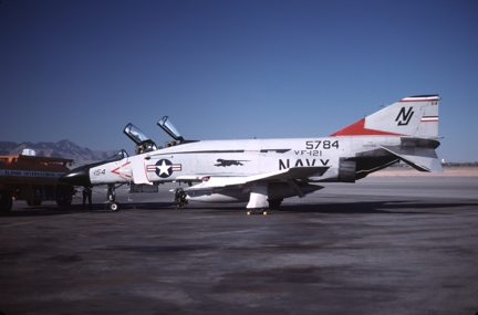 https://www.angelfire.com/dc/jinxx1/Phantoms/F-4J_155784__VF-121___ELP__Nov_79___1a.jpg