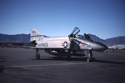 https://www.angelfire.com/dc/jinxx1/Phantoms/F-4N_153039__VMFA-112___ELP__Nov_81___1a.jpg