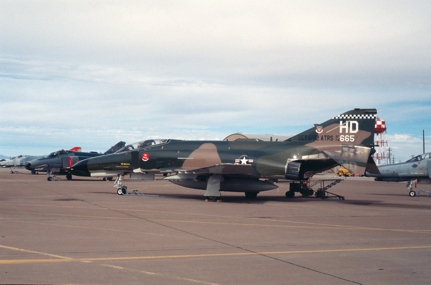 https://www.angelfire.com/dc/jinxx1/Phantoms/QF-4E_74-0665__86th_ATS___Holloman__Oct_04___1a.jpg