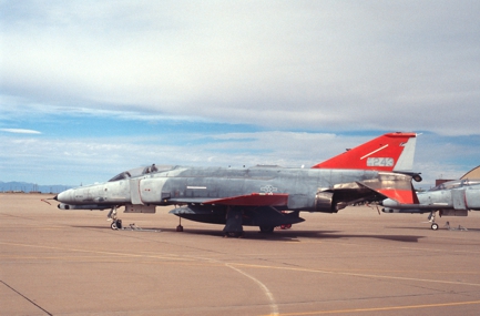 https://www.angelfire.com/dc/jinxx1/Phantoms/QF-4G_69-0243__3246th_TW___Holloman__Oct_04___1a.jpg
