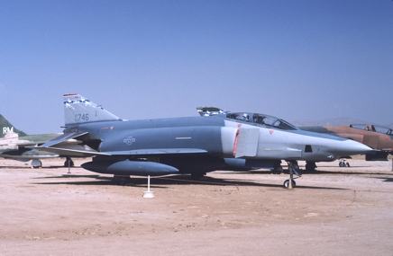 https://www.angelfire.com/dc/jinxx1/Phantoms/RF-4C_63-7746__196th_TRS___March___Sep_94__1a.jpg