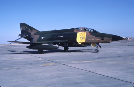 https://www.angelfire.com/dc/jinxx1/Phantoms/RF-4C_65-0922__190th_TRS___Biggs__Nov_83___1a.jpg