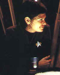 Ezri-21.jpg (19686 bytes)