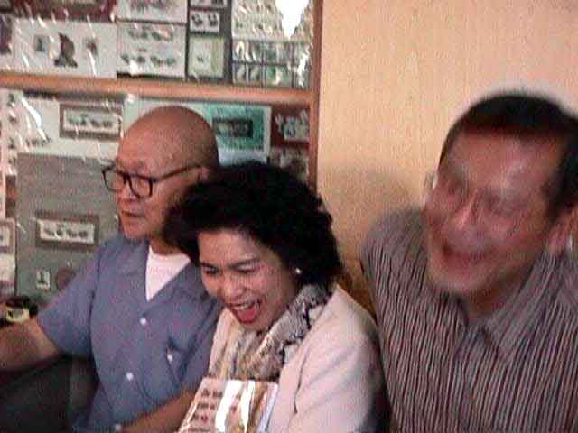 �������͡�Ѻ������