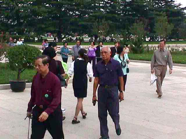 �������͡�Ѻ������