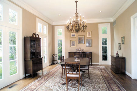 A cozy Breakfest Nook