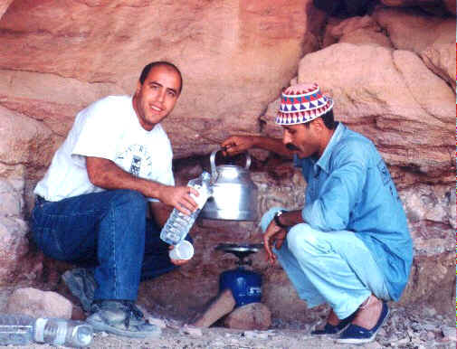 wpe56.jpg (29802 bytes)