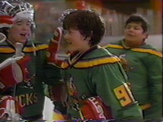 D2: The Mighty Ducks Charlie Conway (Joshua Jackson) Helmet original movie  prop
