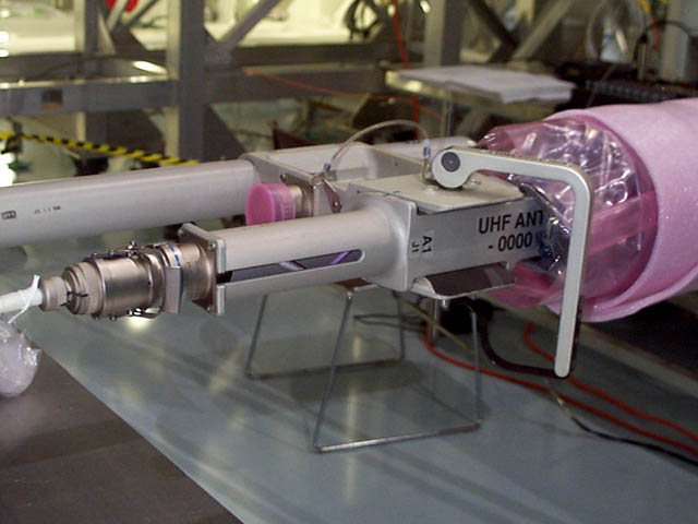 External UHF Antenna