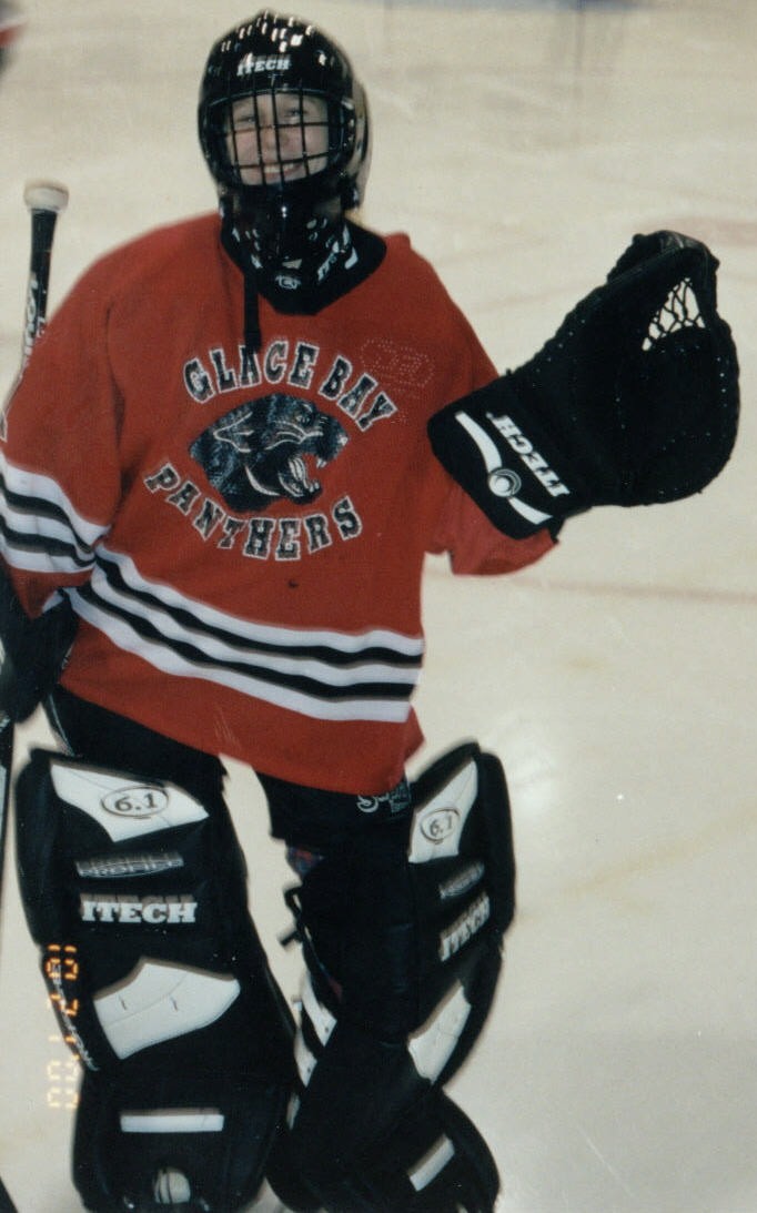 Now here is a HOT goaltender.. DEFINITELY