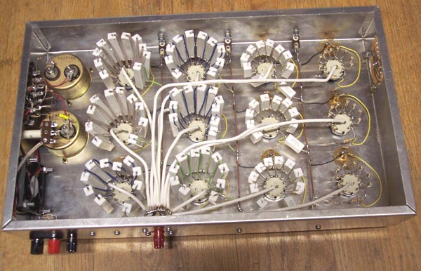  Photo.  Bottom view of Load Box.