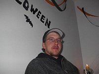 Click to see big picture (640x480 pixels; 42 KB)