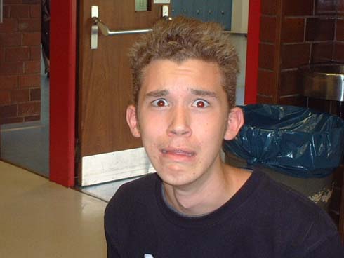 hehe look at his hair!!