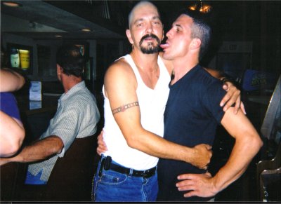 b1.jpg (26684 bytes)