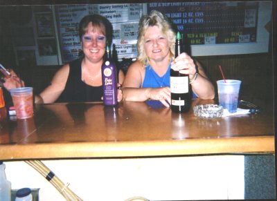 e1.jpg (26203 bytes)