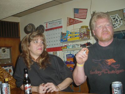 halloweenkt.jpg (39345 bytes)