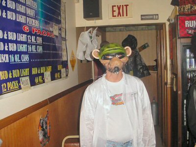 halloweenrat.jpg (33169 bytes)