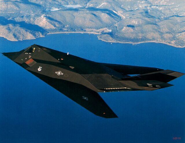 F117 Stealth Bomber