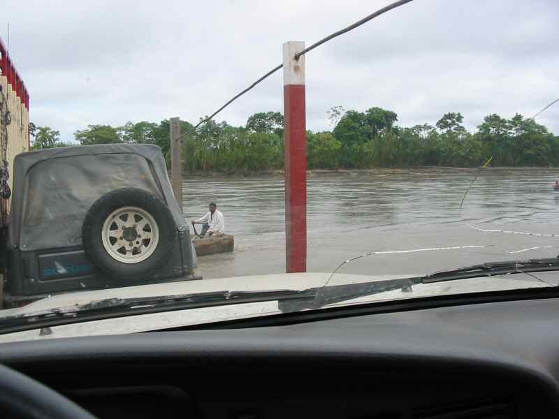 Cruce del rio Chapare en Balsa  chapare_04.jpg