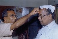 tn_pant_enfamily.jpg (9523 bytes)