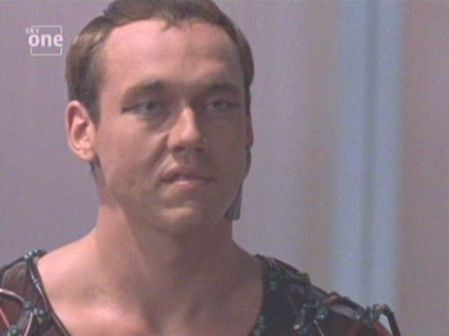 'All Goa'uld are naturally fluent in French, superior in every way'