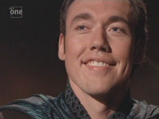 Now how gorgeous is that? Love the smile :p 