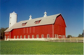 Red Barn by Pat