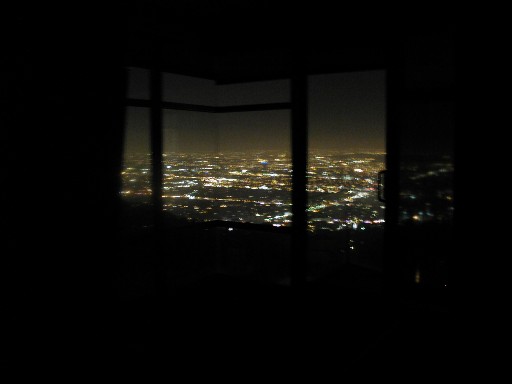 FBedroomView.jpg (18406 bytes)