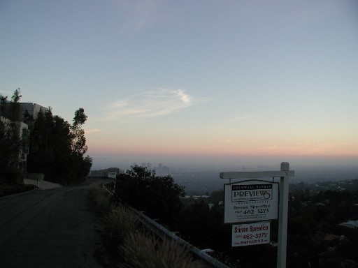 FFrontRoad.jpg (28610 bytes)