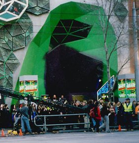 RMITPic1.jpg (27388 bytes)