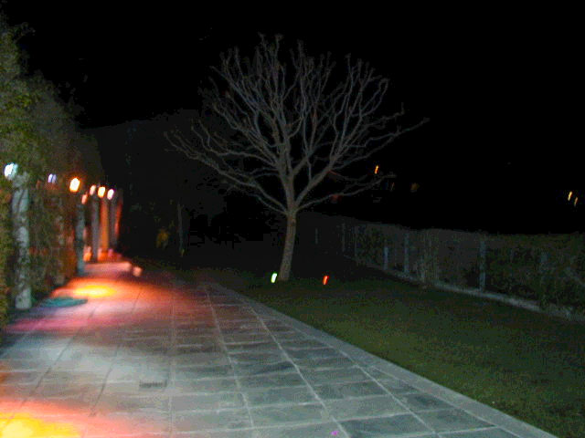 frntent2.jpg (54320 bytes)