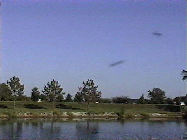 Video still of alleged UFOs filmed by George Ritter