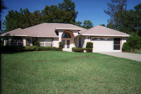 buckhouse.jpg - 52256 Bytes