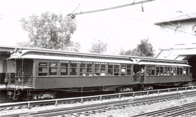 Dyre Ave El Car Train at Morris Park