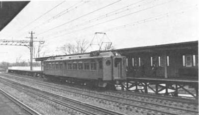 NYW&B car at Dyre Ave SB platform