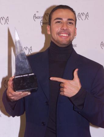 Howie D Accepts Award for Backstreet Boys at American Music Awards