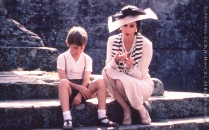 Cher as Elsa, Baird Wallace as Luca Innocenti