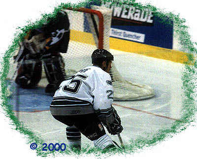 Steve in front of the net!