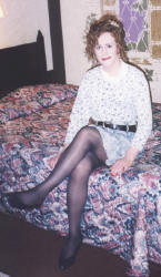 c-lynn53.jpg (70143 bytes)