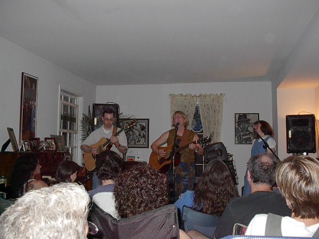 Swan1.jpg (83719 bytes)