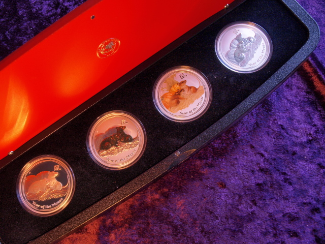 AU year of mice w/box