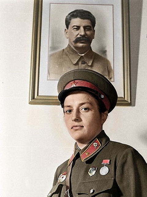 Pavlichenko 1942