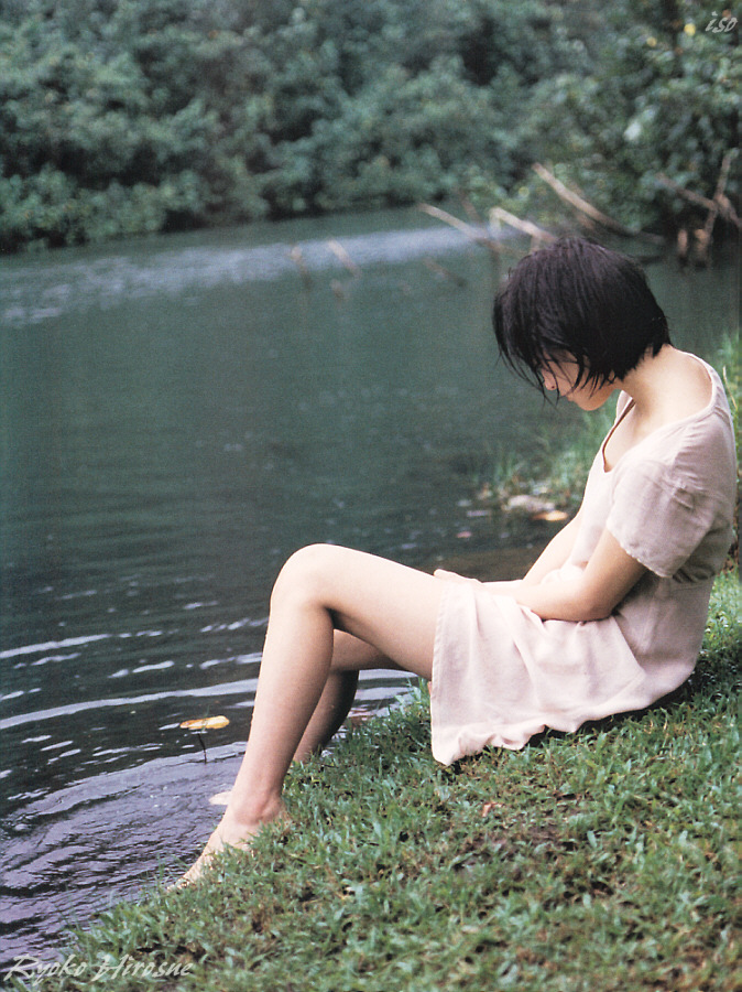 hirosue_ryoko_relax_34.jpg