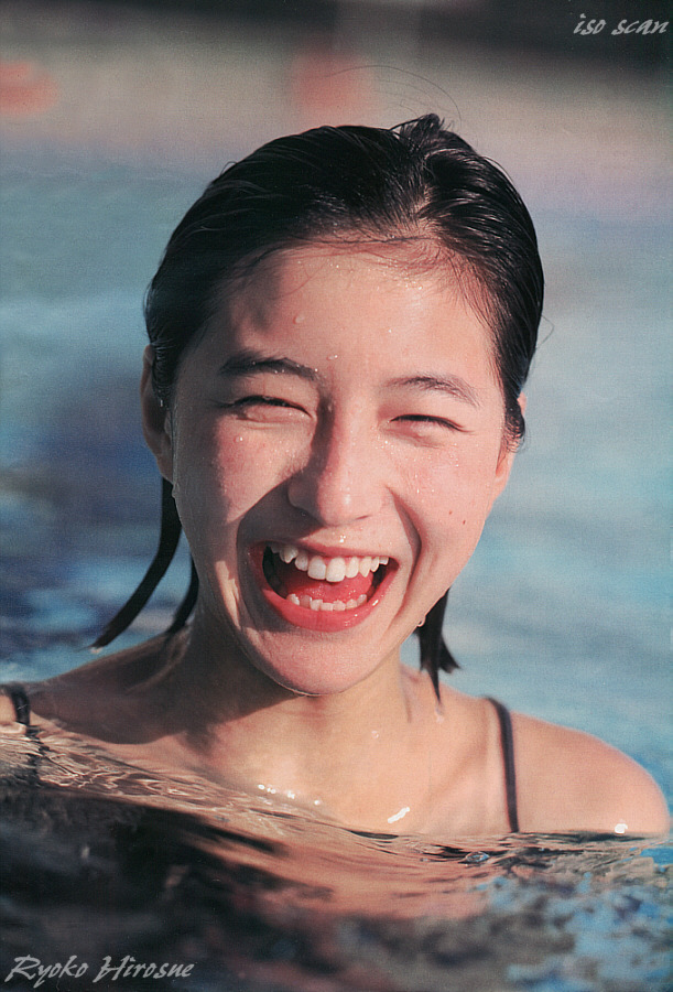 hirosue_ryoko_yj_9904_04.jpg