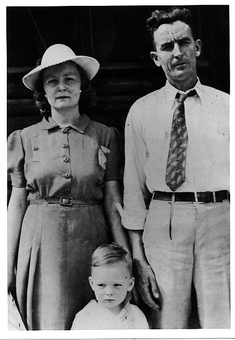 BoydOMC.jpg (105529 bytes)