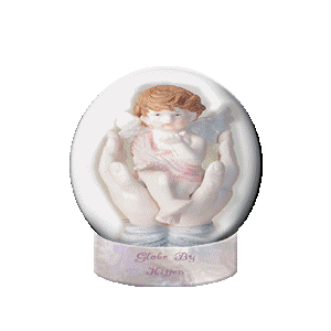 Angel in hands Globe � 2004  K�tt��