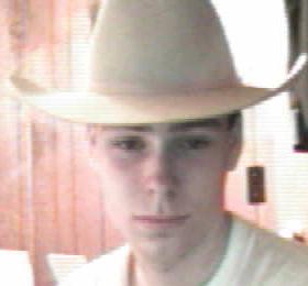 jasonhat2.jpg (8050 bytes)