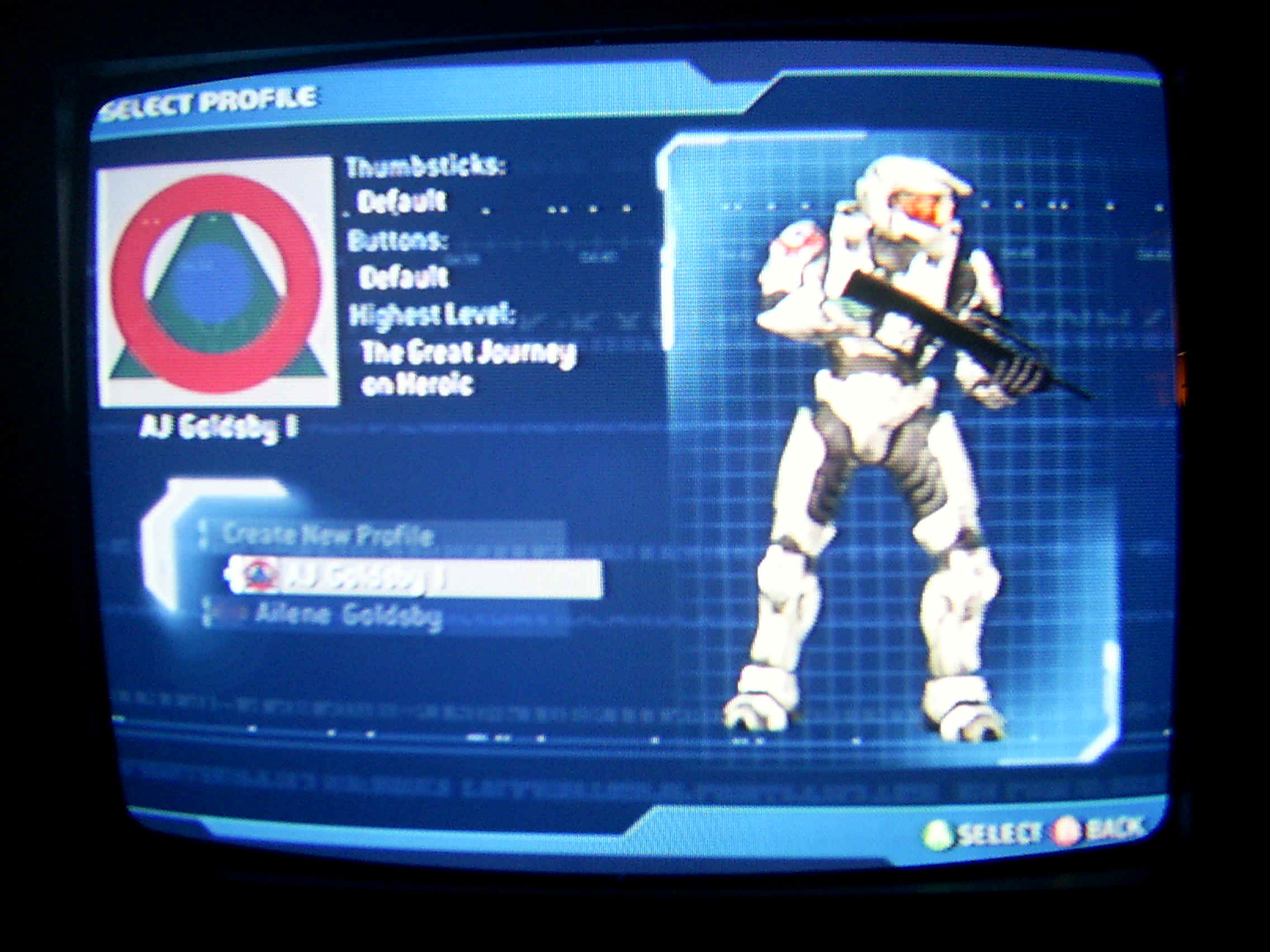   If you save this picture to your hard drive, and then view it on normal size, you should be able to see everything OK.  (Halo2_pic-one-m1.jpg, 247 KB)  