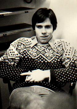 000000aerik5.jpg (24398 bytes)